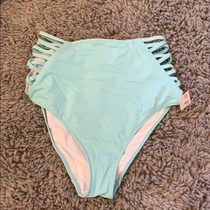 Small NWT PINK Highwaisted Bottoms
